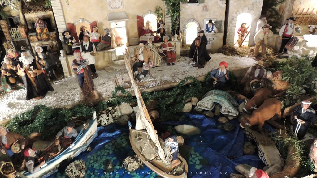 2023 12 19 TOULON AVANT NOEL (24).JPG -           